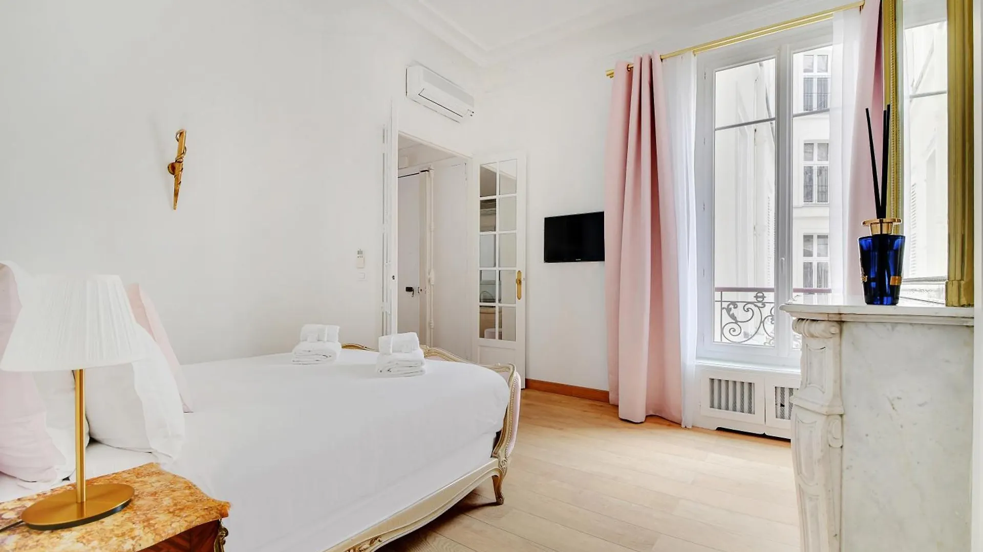 Pick A Flat's In Republique - Avenue De La Republique *