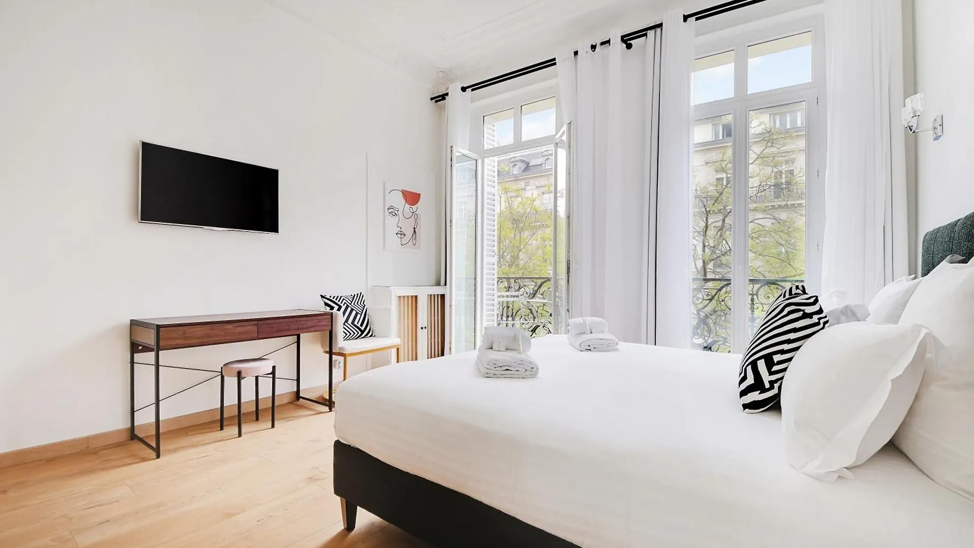 Pick A Flat's In Republique - Avenue De La Republique